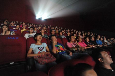 В Китае открылись более 500 кинотеатров