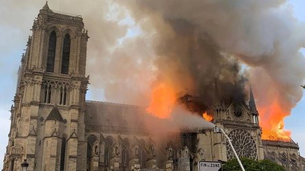 Во Франции снимут фильм о пожаре в соборе Парижской Богоматери